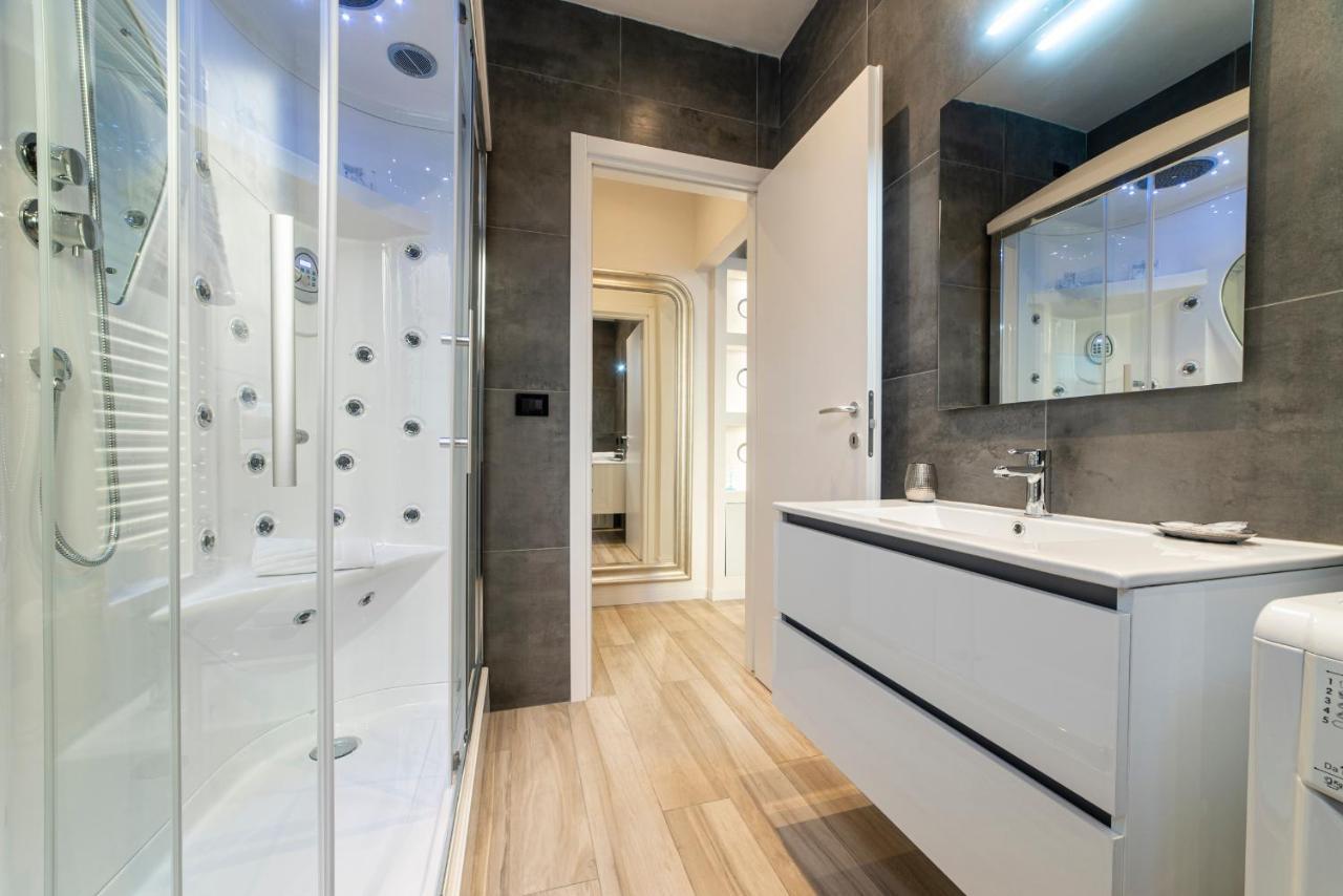 Fashion Apartment Silver Болоня Екстериор снимка