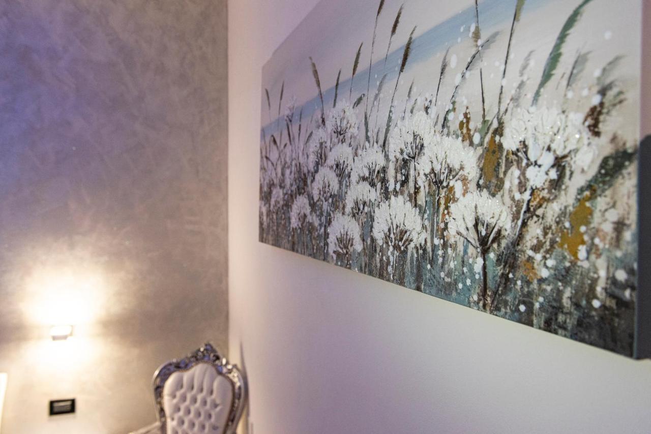 Fashion Apartment Silver Болоня Екстериор снимка