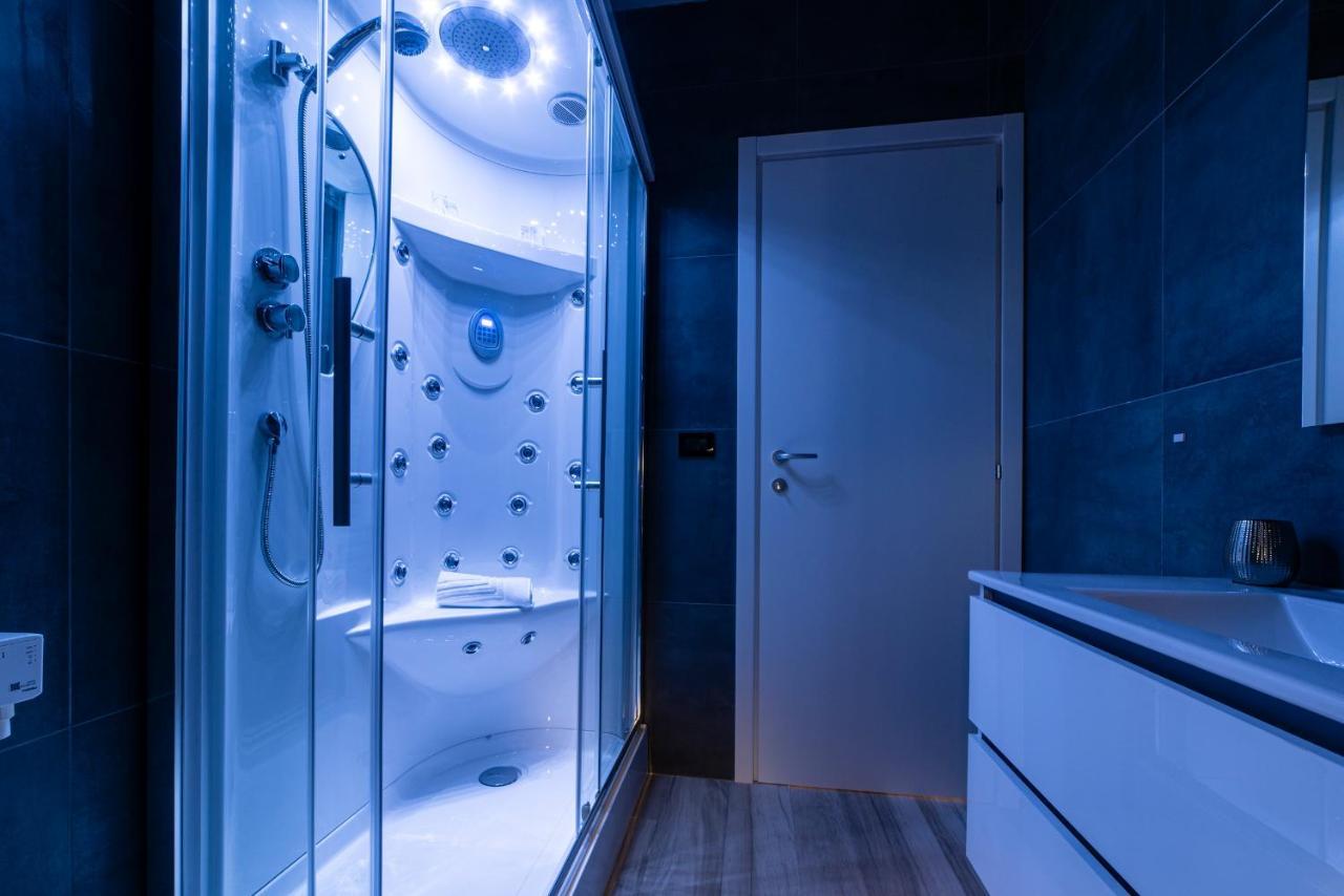 Fashion Apartment Silver Болоня Екстериор снимка